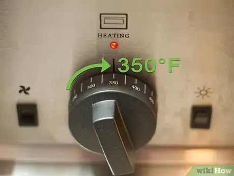 Image titled Make Cake in a Can Step 4