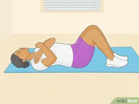 Image titled Do Crunches Step 3