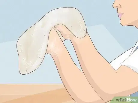 Image titled Toss Pizza Dough Step 17