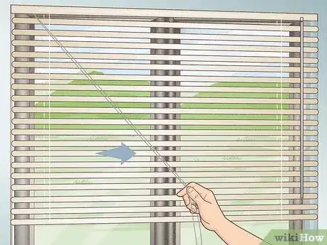 Image titled Close Blinds Step 1
