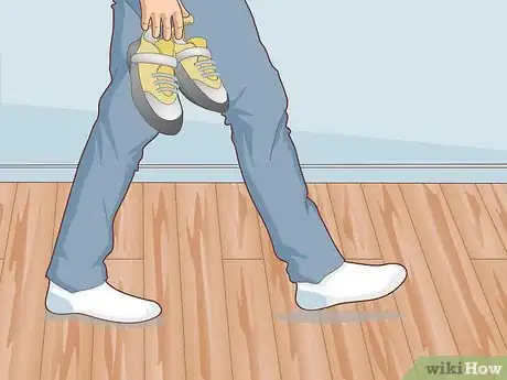 Image titled Make Bamboo Floors Shine Step 10