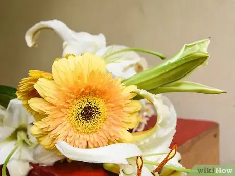Image titled Arrange a Bouquet of Flowers Step 1