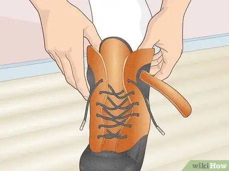 Image titled Lace Roller Hockey Skates Step 11
