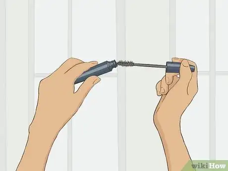 Image titled Make Clumpy Eyelashes Step 8.jpeg