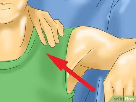 Image titled Treat a Clavicle Fracture Step 8