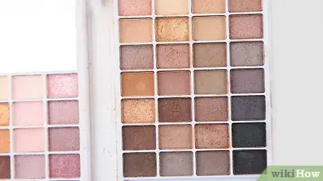 Image titled Do Gradient Smokey Eye Makeup Step 1