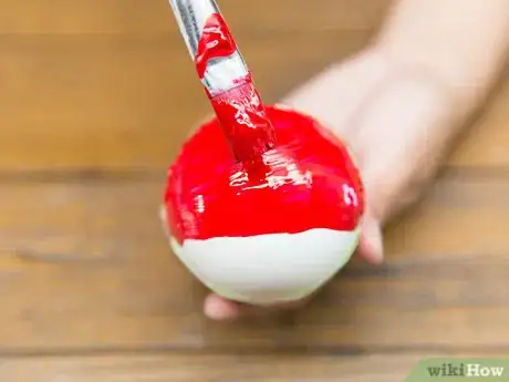 Imagen titulada Make a Pokeball Step 7