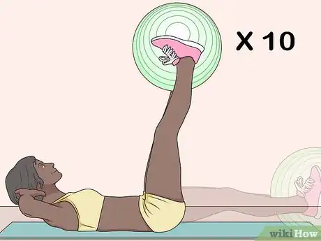 Imagen titulada Use an Exercise Ball for Beginners Step 8