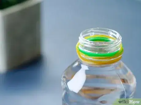Imagen titulada Open a Bottle of Water Step 14