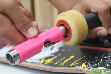 Imagen titulada Build a Skateboard Step 15