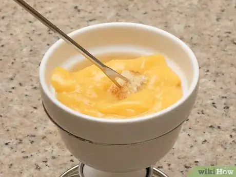 Imagen titulada Make Fondue Step 11