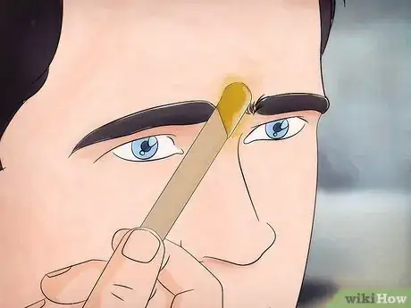Imagen titulada Wax a Unibrow Step 14