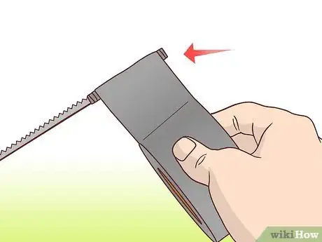 Imagen titulada Remove a Broken Key Step 8