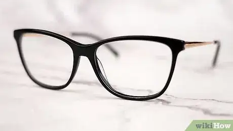 Imagen titulada Clean Cloudy Glasses Step 5