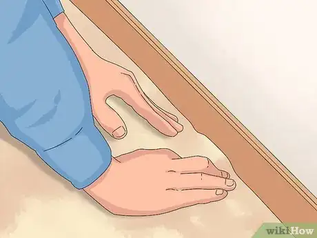 Imagen titulada Run a Cable Under Carpet Step 13