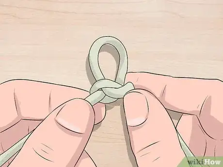 Imagen titulada Tie Paracord Knots Step 21
