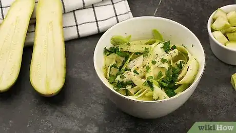 Imagen titulada Eat Zucchini Step 3