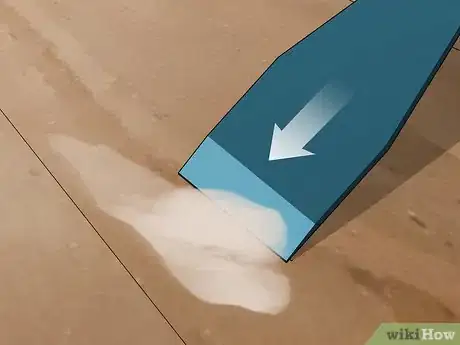 Imagen titulada Remove Glue from Wood Step 13