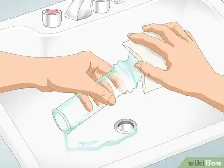 Imagen titulada Clean an Acrylic Bong Step 16