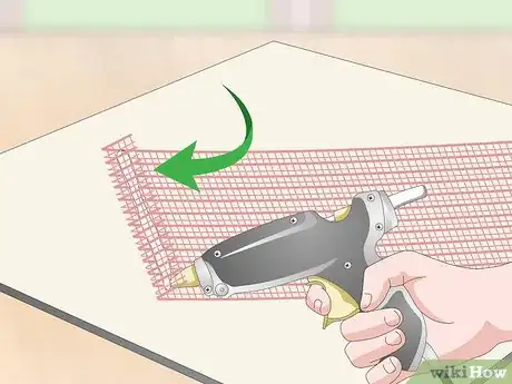 Imagen titulada Keep Deco Mesh from Fraying Step 11