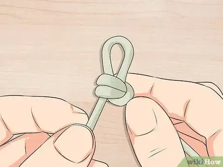 Imagen titulada Tie Paracord Knots Step 23