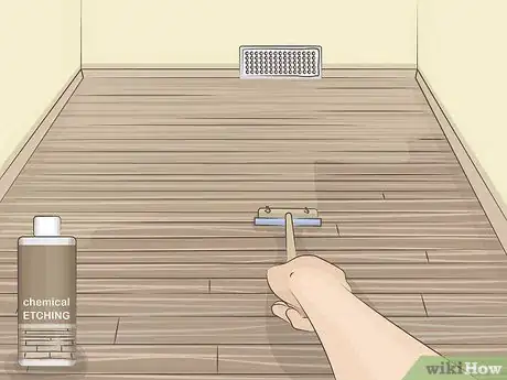 Imagen titulada Finish Hardwood Floors without Sanding Step 12