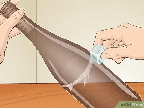 Imagen titulada Cut Wine Bottles for Crafts Step 12