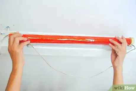 Imagen titulada Add Color to a Fluorescent Light Step 6