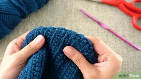 Imagen titulada Crochet a Baby Blanket Step 14