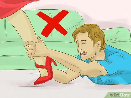 Imagen titulada Attract a Woman Step 5