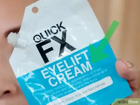 Imagen titulada Heal Dry Skin Around Eyes Step 8