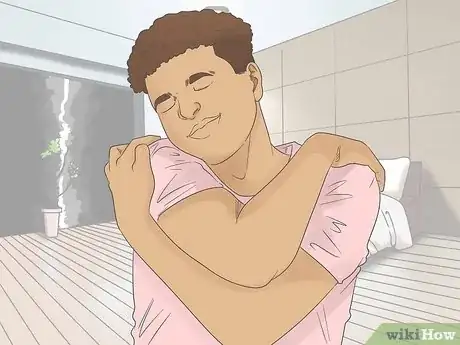 Imagen titulada Hug Yourself Step 3