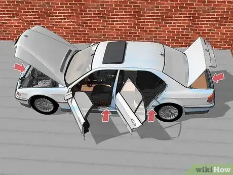 Imagen titulada Strip Paint From Your Car Step 4