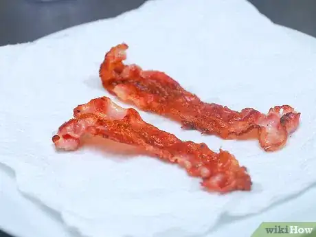 Imagen titulada Fry Bacon Step 6