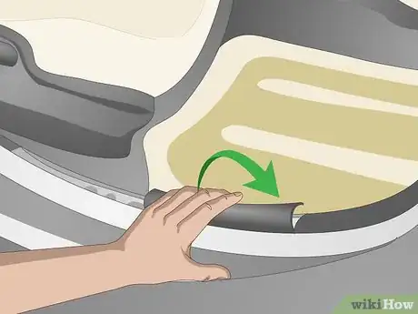 Imagen titulada Fix Cigarette Burns in a Car Seat Step 3
