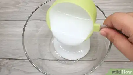 Imagen titulada Make Glossy Slime Step 1