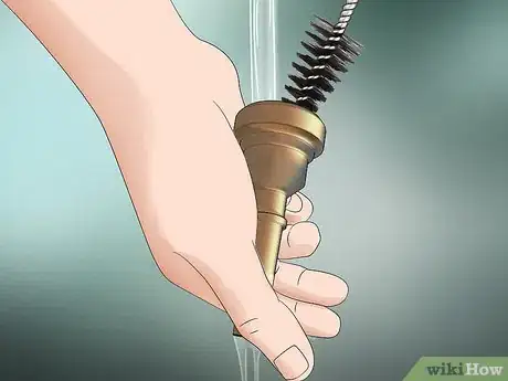 Imagen titulada Wash a Trumpet Step 14