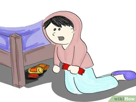 Imagen titulada Sneak Food Into Your Room Step 9