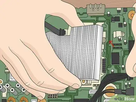 Imagen titulada Temporarily Fix Your Xbox 360 from the Three Red Rings Step 9