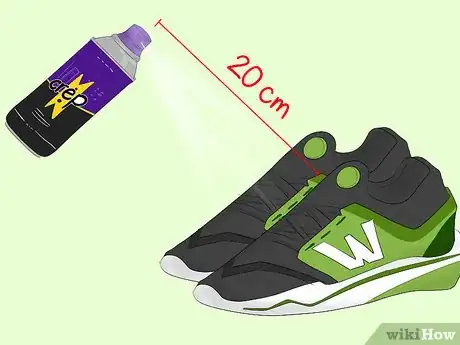 Imagen titulada Use Crep Protect Spray Step 2