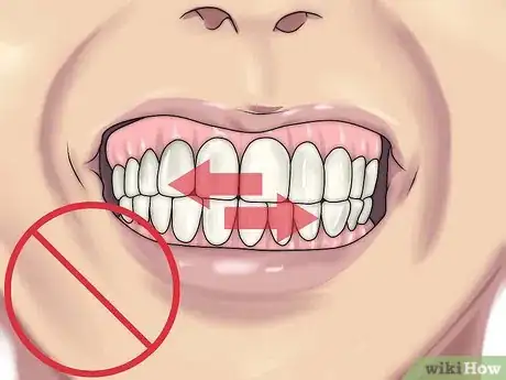 Imagen titulada Use an Electric Toothbrush Step 15