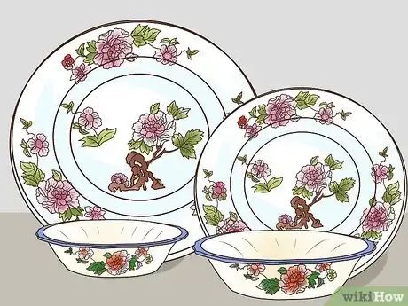 Imagen titulada Identify Antique Dinnerware Step 3