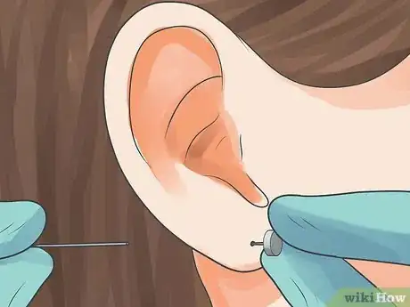 Imagen titulada Pierce Your Ear Step 13