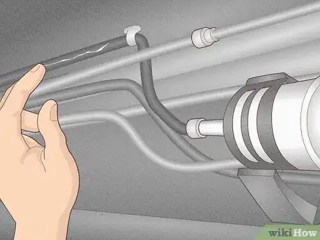 Imagen titulada Fix a Car That Stalls Step 2