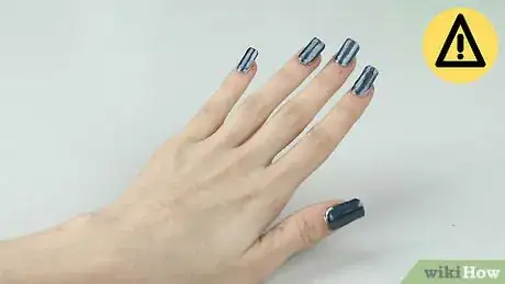 Imagen titulada Make Fake Nails Out of a Straw Step 15