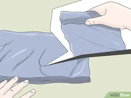Imagen titulada Turn Pants Into a Skirt Step 13