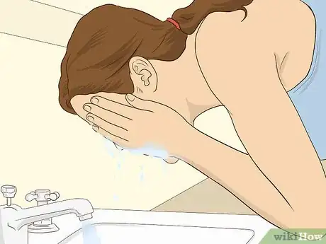 Imagen titulada Use a Sheet Mask Step 9