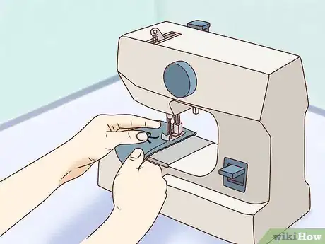 Imagen titulada Make Shoulder Pads Step 11