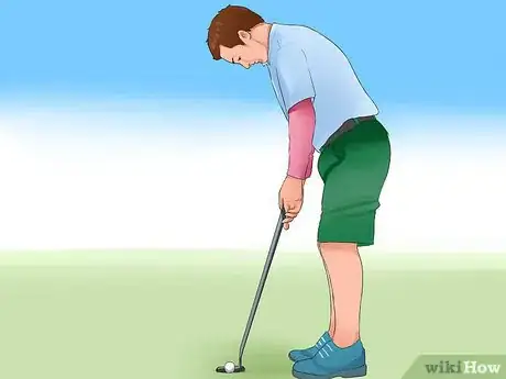 Imagen titulada Improve Your Putting Step 2