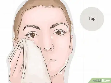 Imagen titulada Use Cleansing Foam Step 4